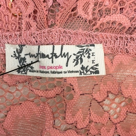NWT Intimately Free People FP Bralette rose pink lace small lace - crop top XS - Picture 10 of 17